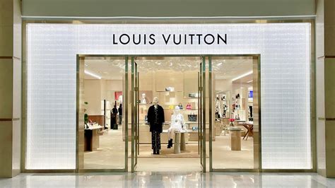 is louis vuitton cheaper in kuwait|louis vuitton kuwait online.